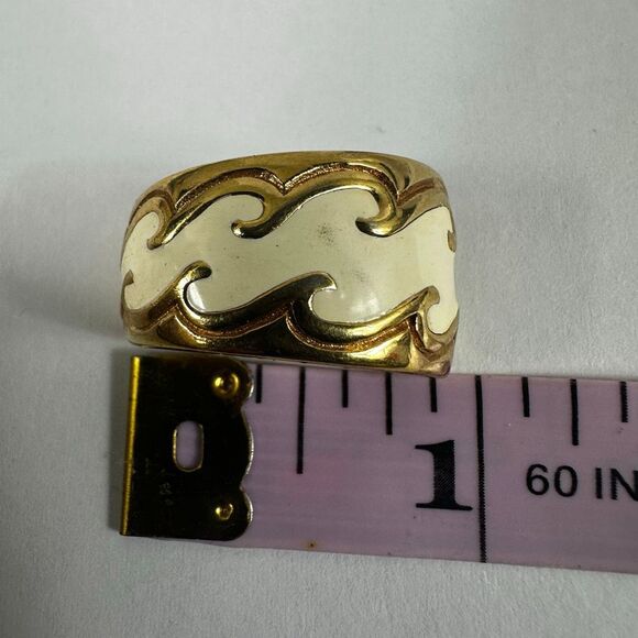 Christian Dior Vintage Hoop Clip On Earrings White Enamel Gold Tone Signed - Picture 16 of 16